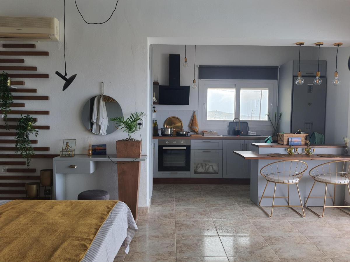 Tramonto Luxury Villa No2 - Breathtaking Sunset View Foinikion Luaran gambar