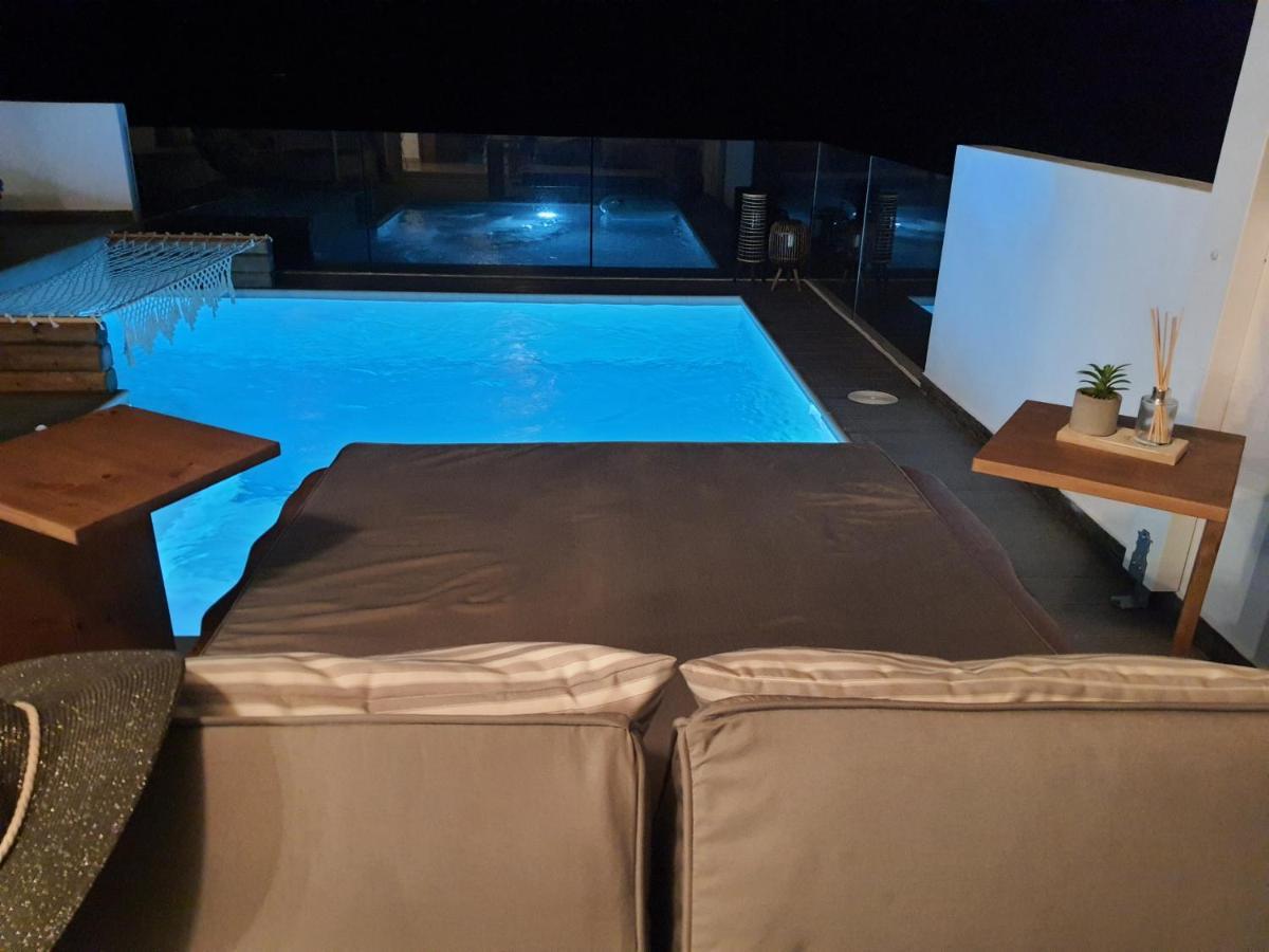 Tramonto Luxury Villa No2 - Breathtaking Sunset View Foinikion Luaran gambar